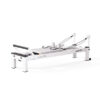 81000021 reformer aluminio monitor bastidor blanco 100x100 - Reformer aluminum monitor with white frame